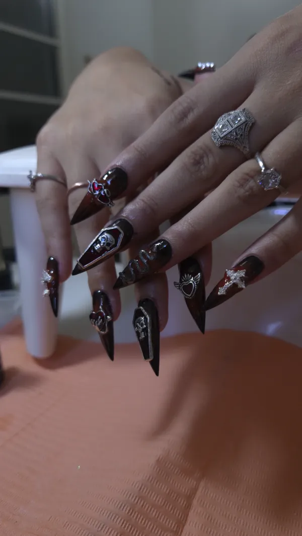 Diseño de uñas hecho en Butterfly Nails
