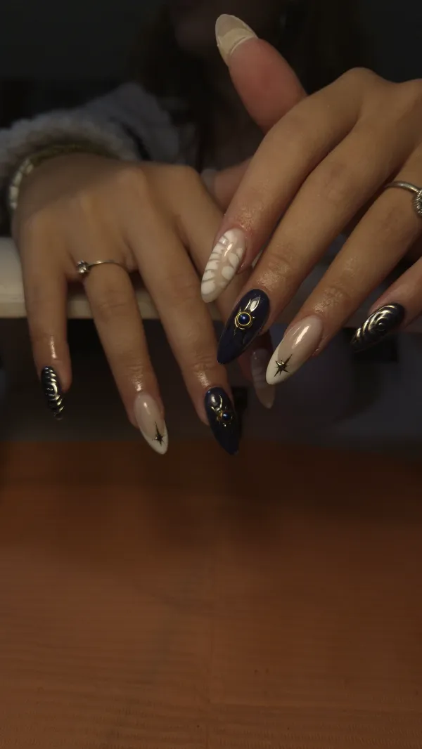 Diseño de uñas hecho en Butterfly Nails