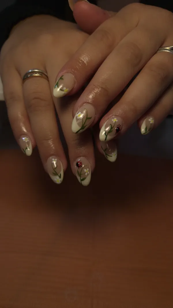 Diseño de uñas hecho en Butterfly Nails