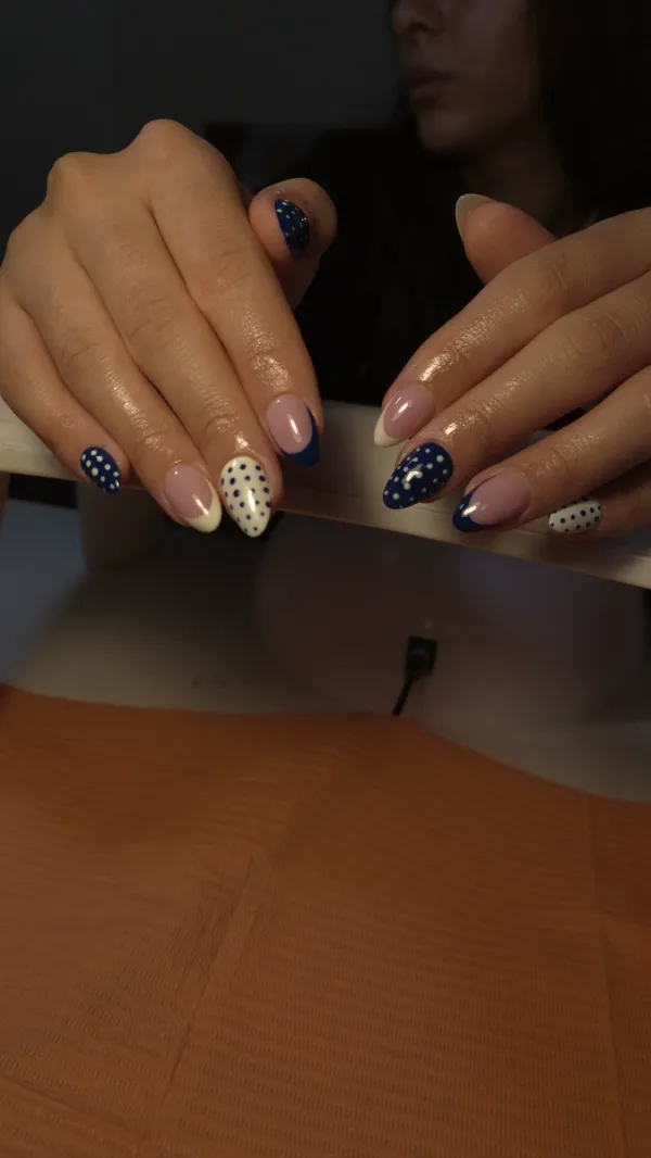 Diseño de uñas hecho en Butterfly Nails