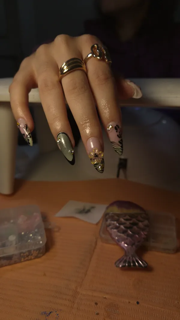 Diseño de uñas hecho en Butterfly Nails